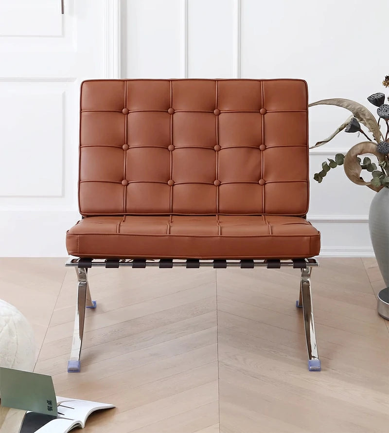 Barcelona Chair light brown leatherfront side