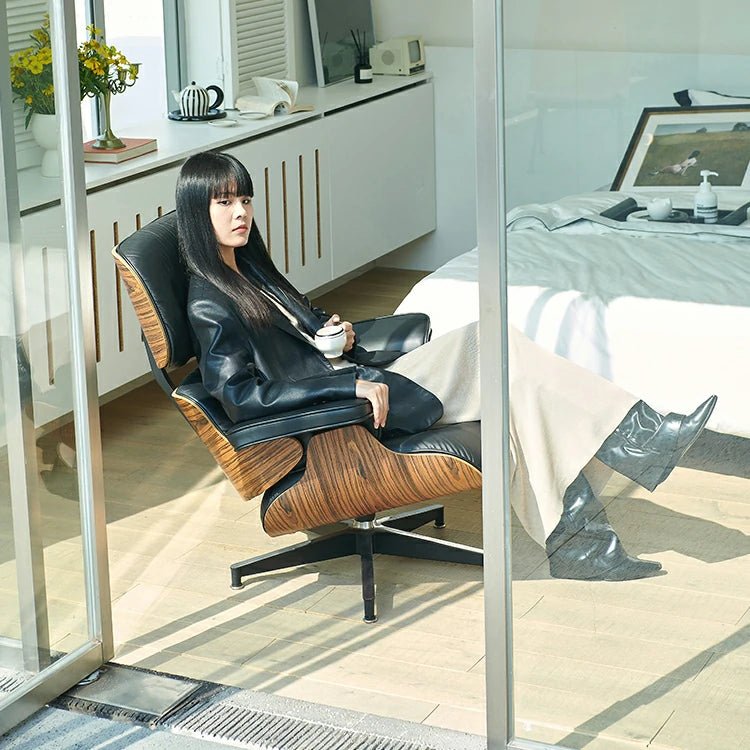 Eames lounge chair and ottoman Black Italian Leather Replica 
