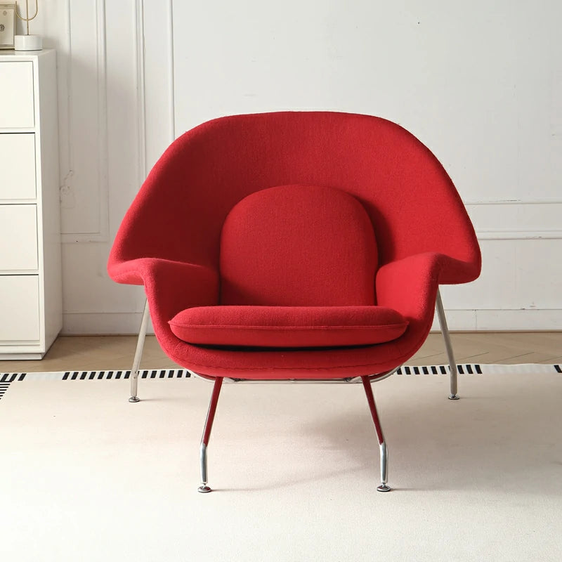  Womb Chair red