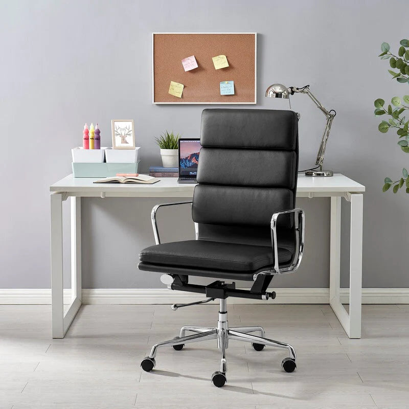 Bauhaus Eames office chair softpad EA219 black Replica 45° angle in scene