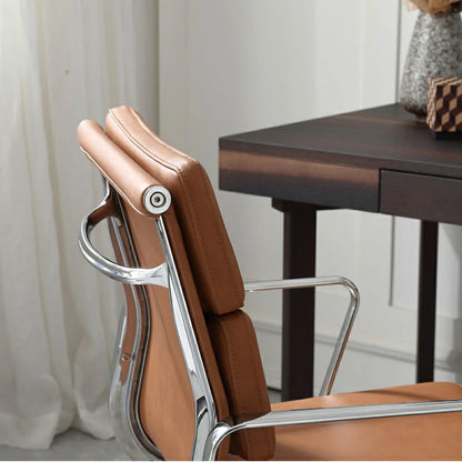 Eames soft pad EA217 tan leather executive office chair close-up