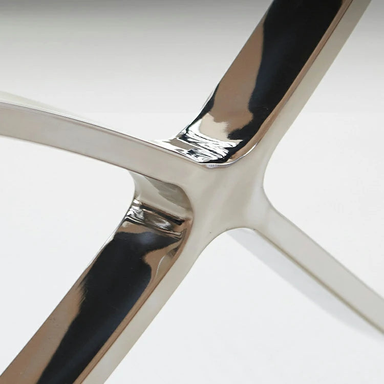 Barcelona Lounge Chair Black leather close up