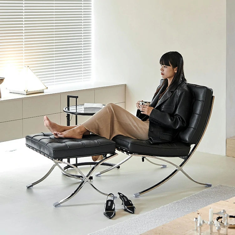 Barcelona Lounge Chair black leather