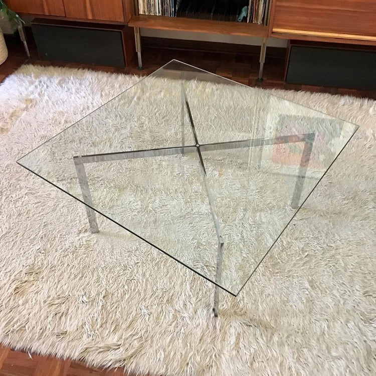 Mesas de centro con trineo de cristal de WenaiFurniture